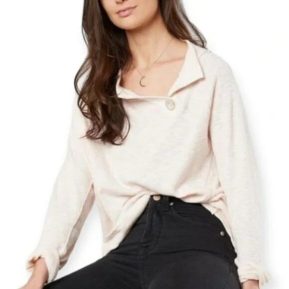 We the Free DON'T FORGET ME Top Sz L Cream Off Center Buttons Long Raglan Sleeve - Picture 4 of 6